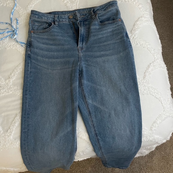 American Eagle Jeans (AE Stretch Mom Jeans) - Picture 1 of 2